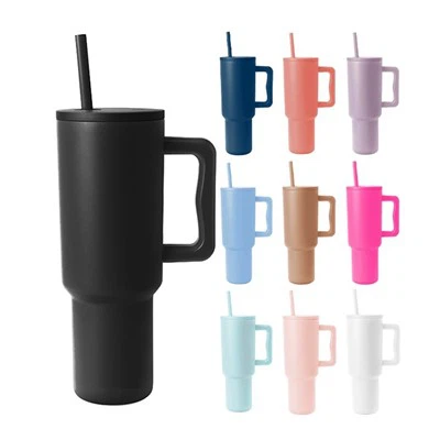 ハンドルとストローの蓋付きの40オンスのタンブラー